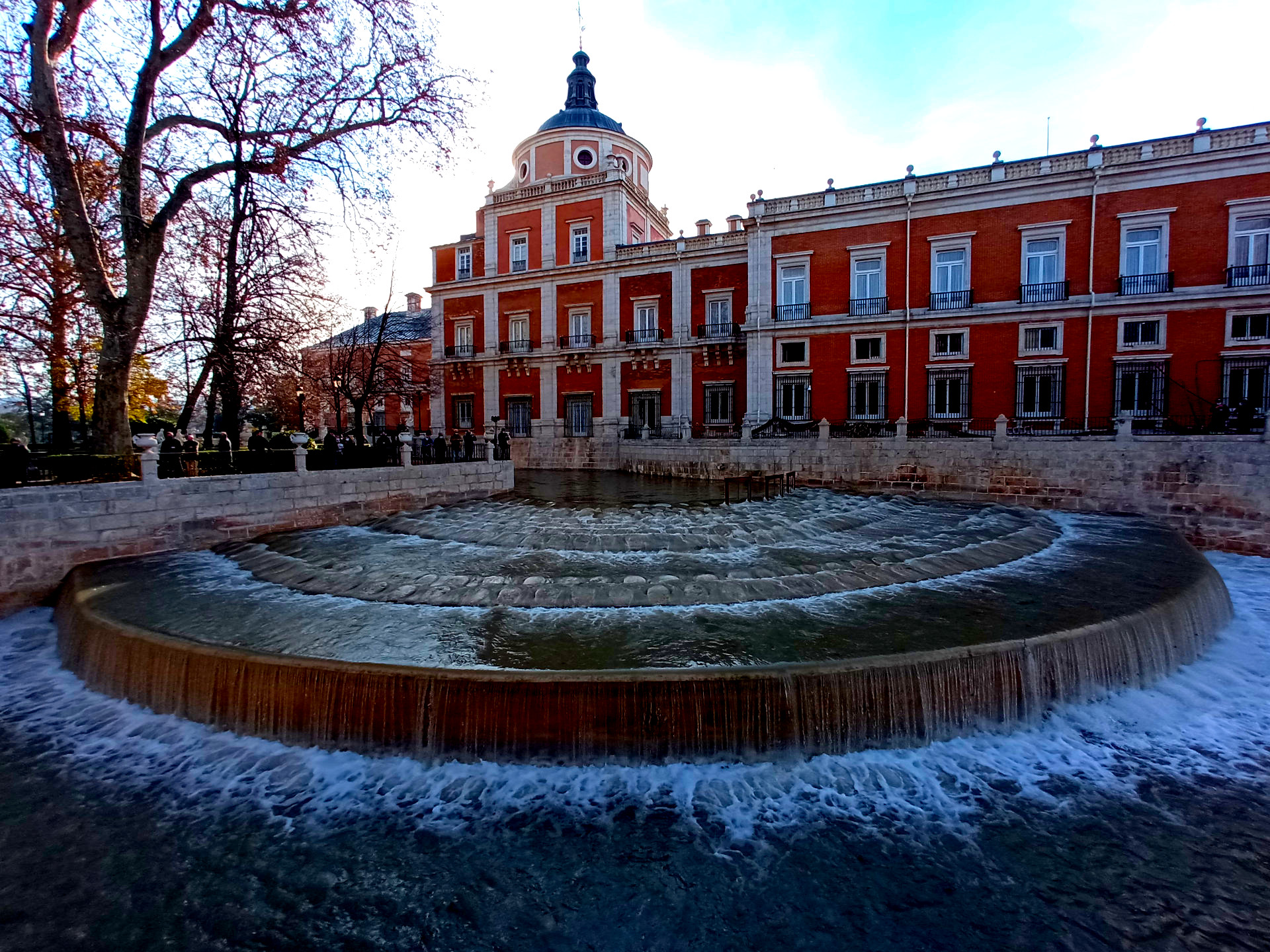 Visita al Palacio Real de la Almudaina Una experiencia histórica en Palma de Mallorca