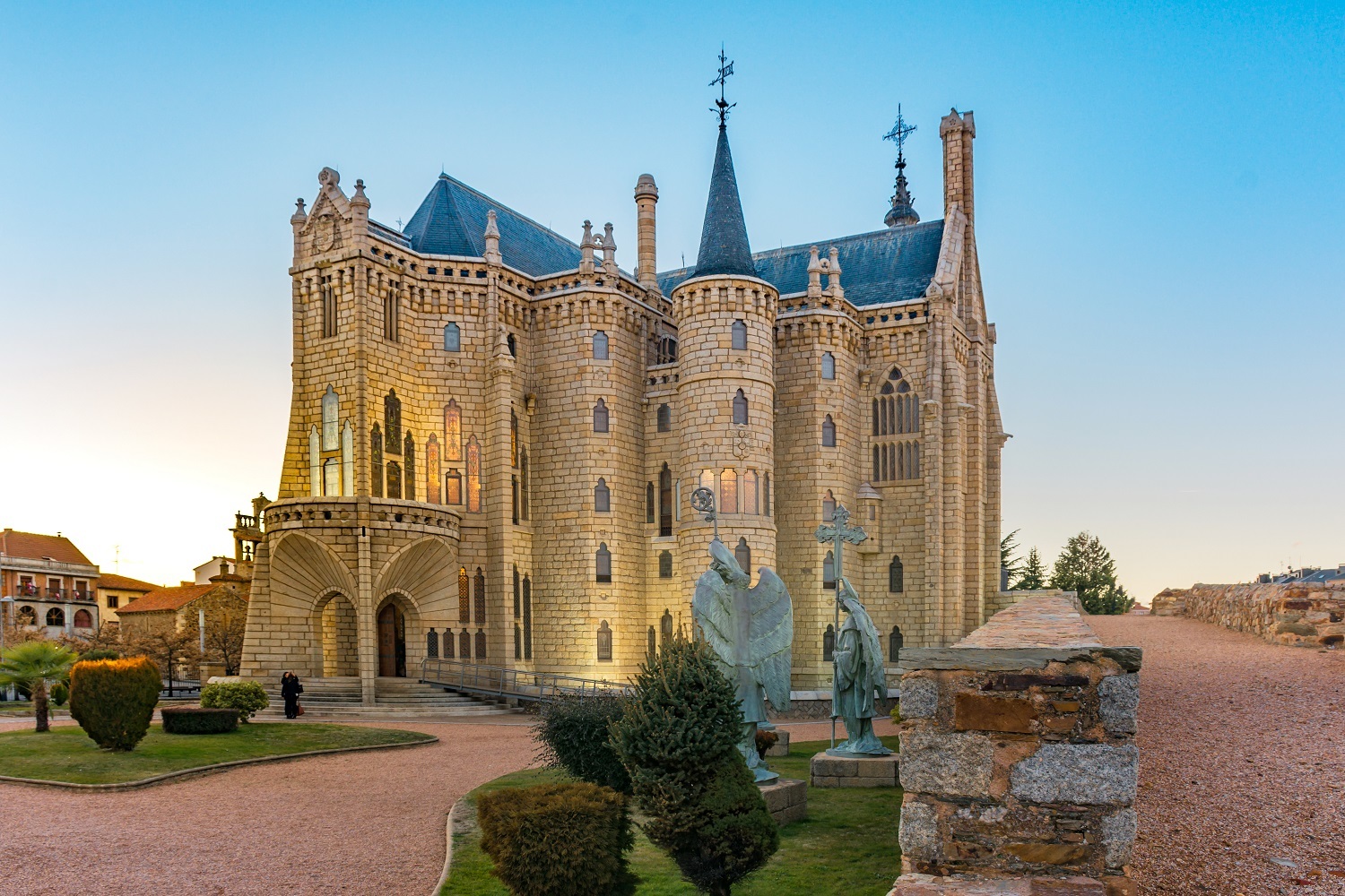 El Palacio Real más Grande del Mundo Una Mirada a la Historia y el Tamaño