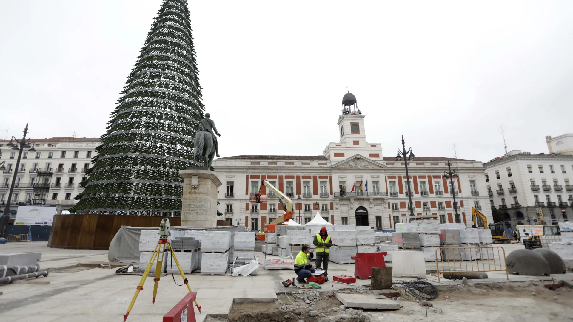 La Puerta del Sol Un epicentro navideño en Madrid