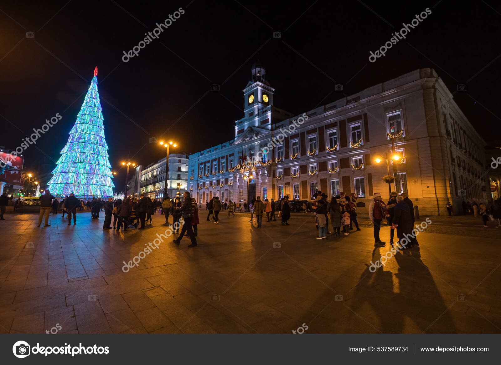 La Puerta del Sol Un epicentro navideño en Madrid