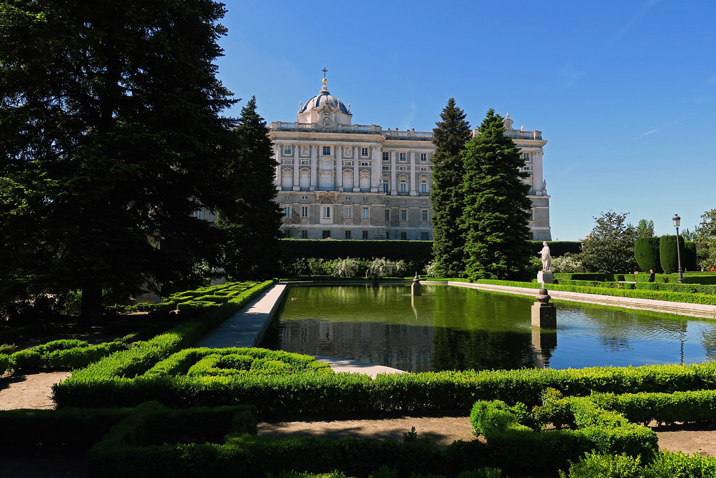 Los Jardines del Palacio Real de Madrid Un Oasis Verde en el Corazón de la Ciudad